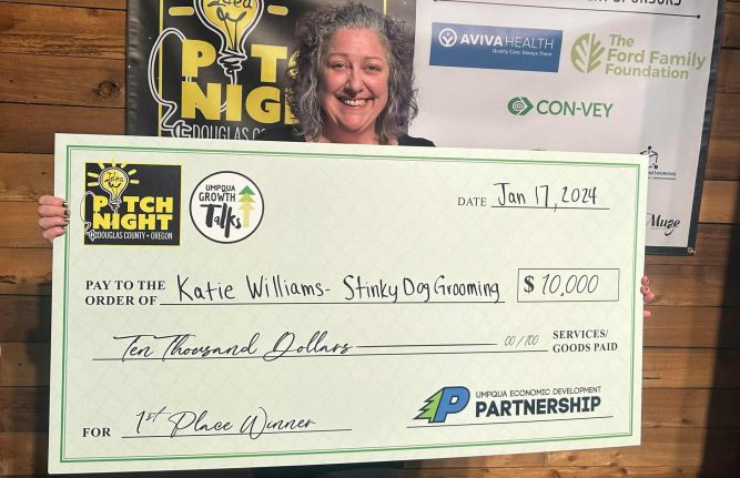 Katie Williams Stinky Dog Grooming check 1